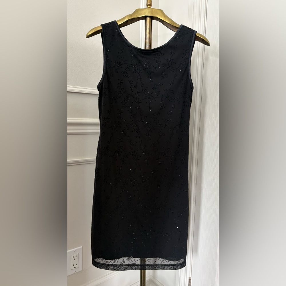 Chic Black Sleeveless Mini Dress